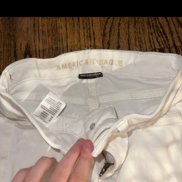 American eagle white jeans - Picture 3 of 3